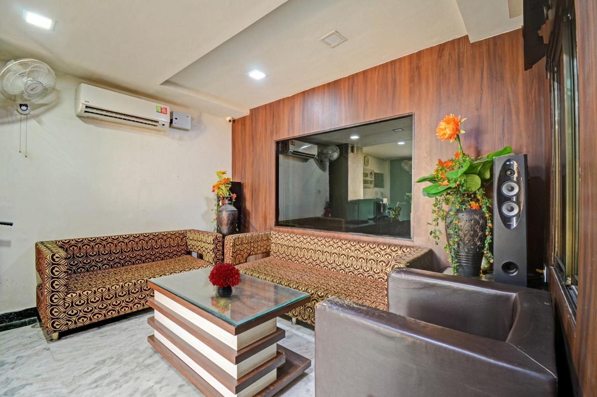 Hotel Collection O The Sunrise Udaipur Exterior foto
